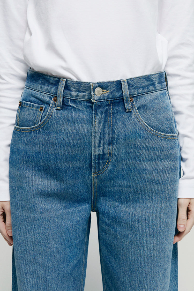 Hey Joanie Women's Arc Cut Denim Jeans