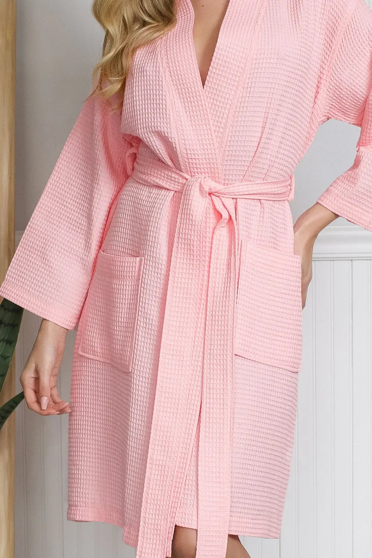 Women's Waffle Weave Cotton Robe — Knee-Length Spa Robe